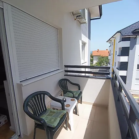 Mirabela Apartment *