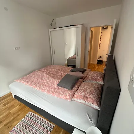 Mirabela Apartment *